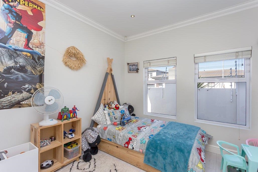 2 Bedroom Property for Sale in Parklands North Western Cape